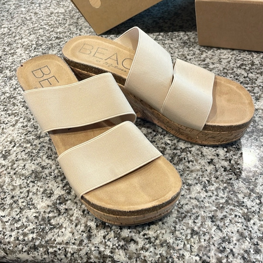 Women’s size 7 slip on sandals